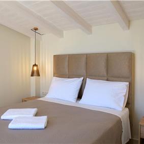  3 bedroom stone villa with pool & seaview, near Acharavi, sleeps 6